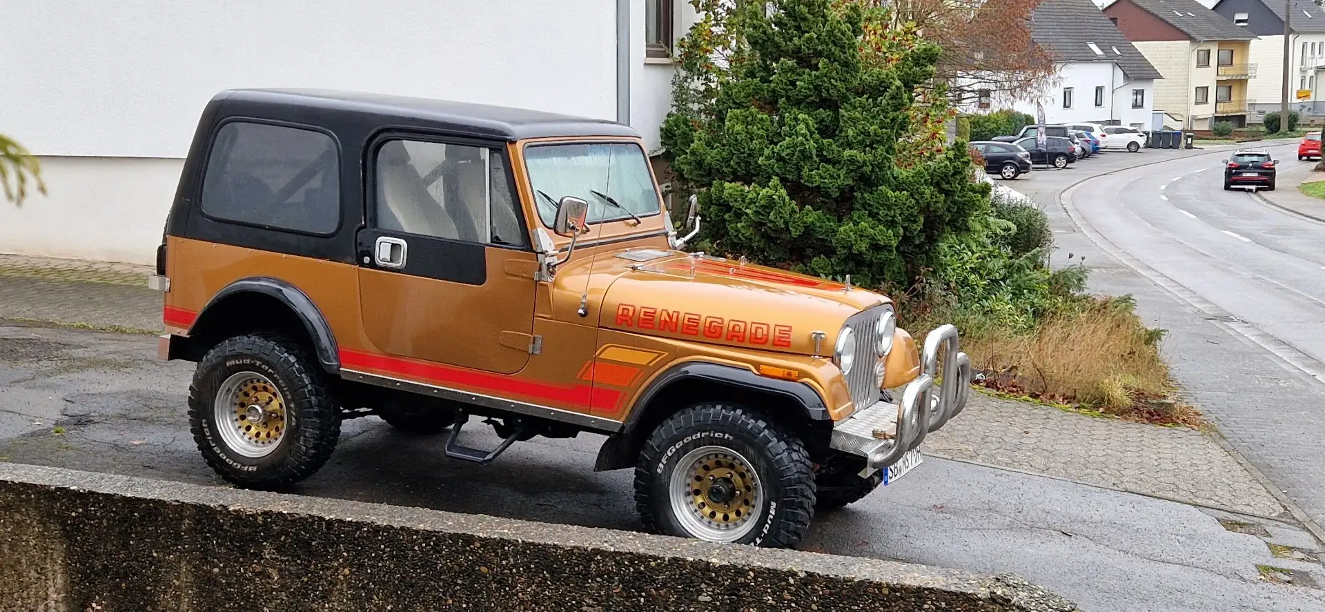 Jeep CJ-7 Automatic Бронзовий - 1