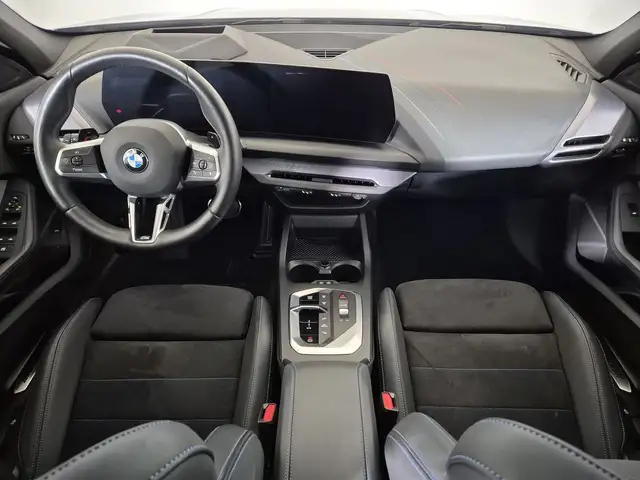 BMW 1 Series view 9