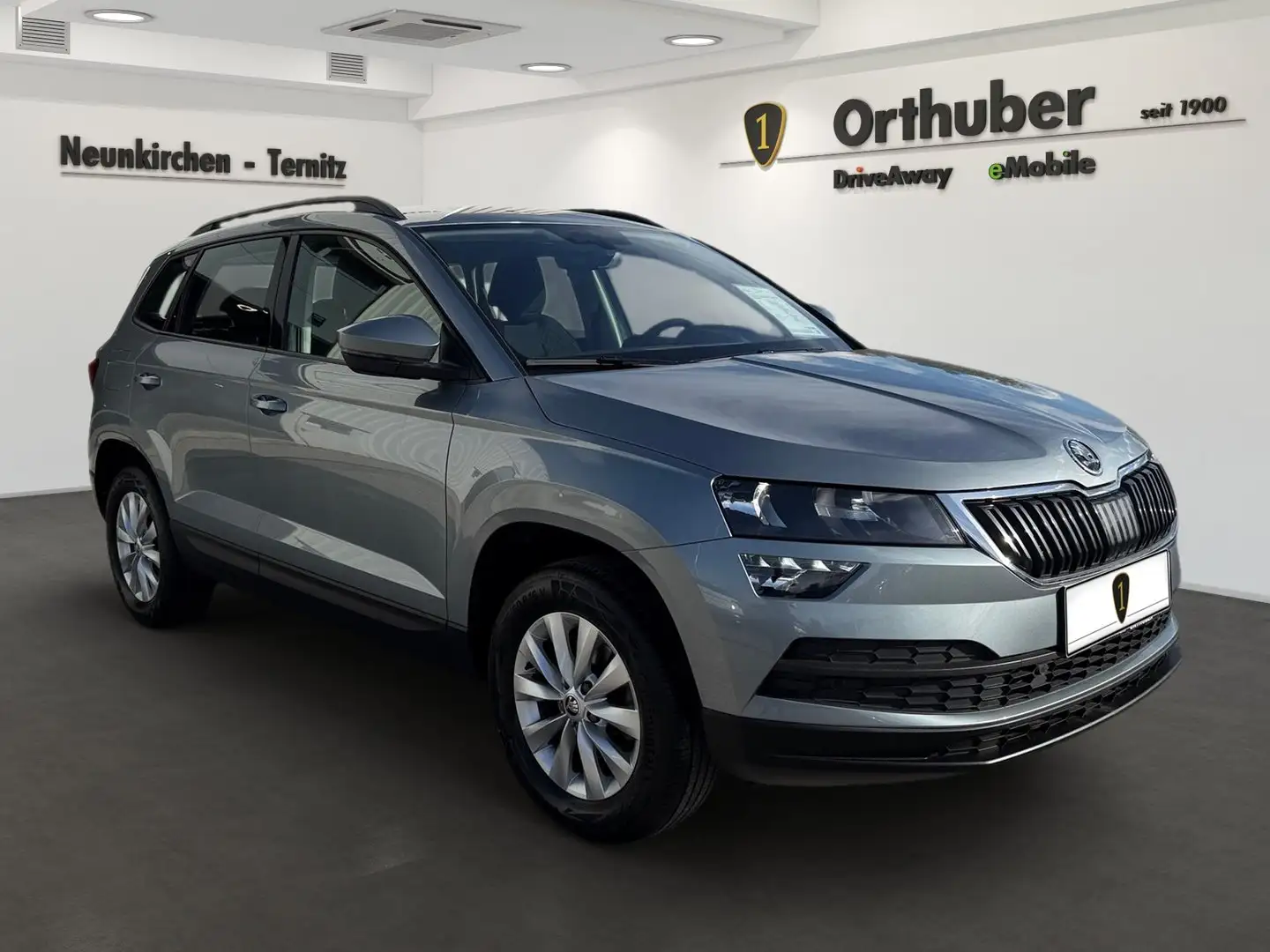 Skoda Karoq Ambition SC TSI DSG ACT Gris - 2
