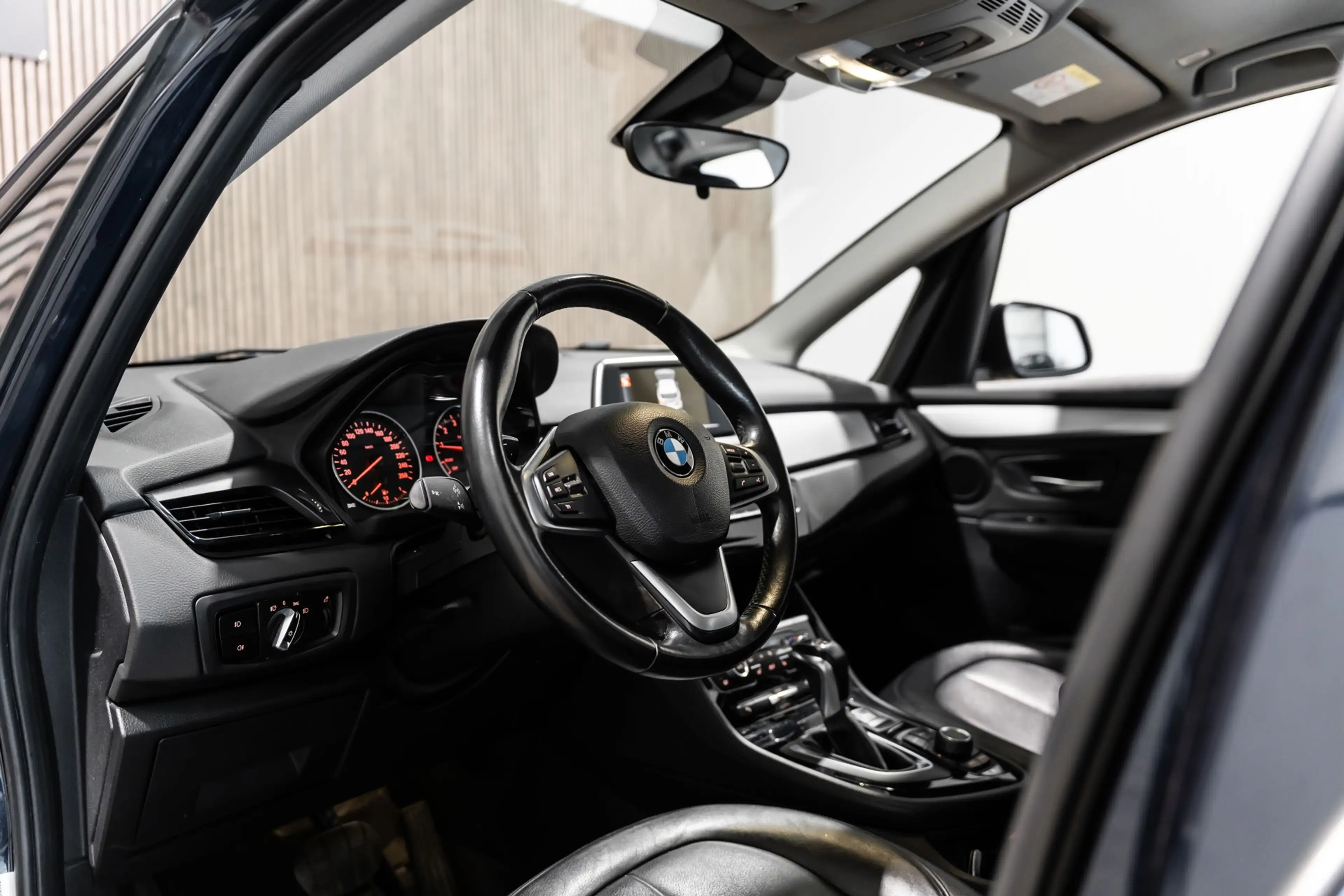 BMW 220 2-serie Active Tourer 220i Leder PDC Automaat Stoe — photo 12