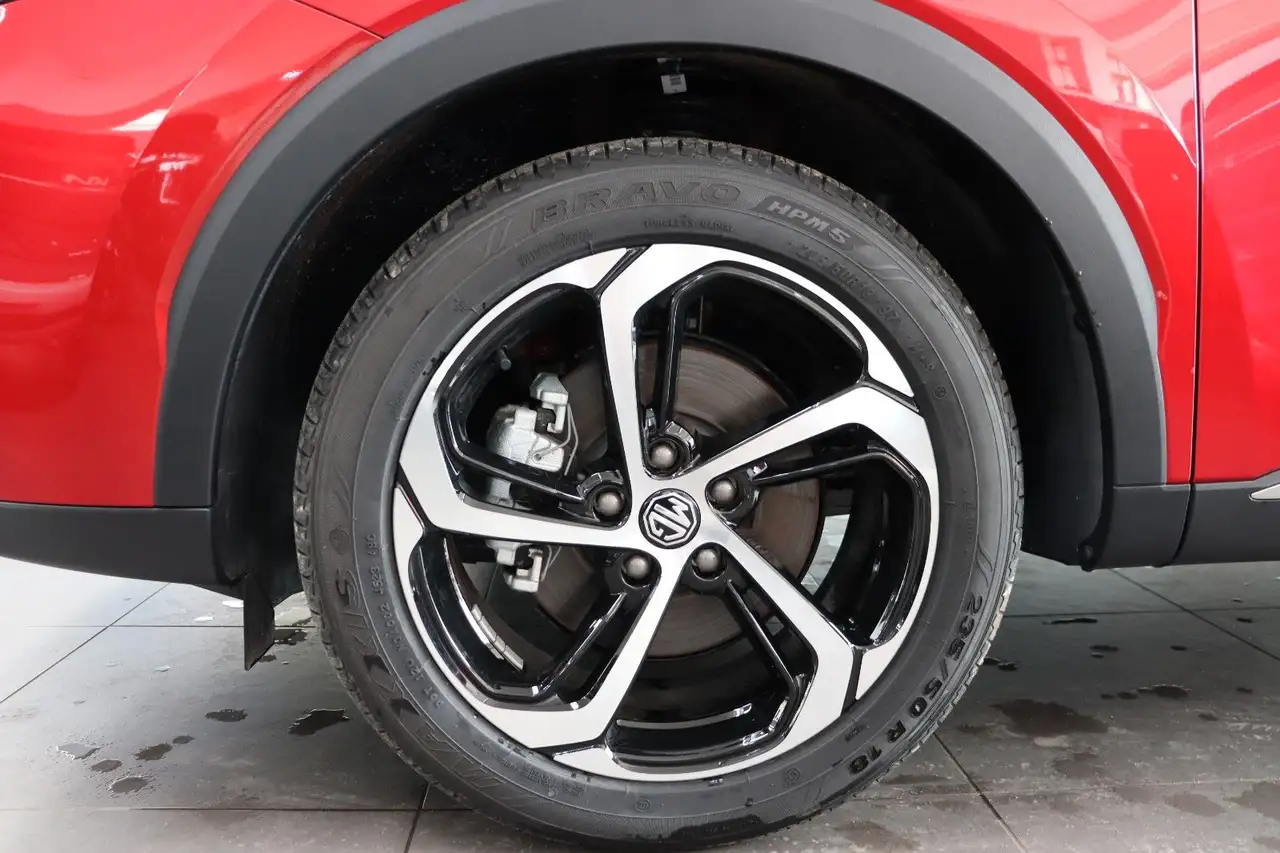 MG HS 1.5 Luxury Leder Navi SHZ ACC E.Heck SOFORT 16