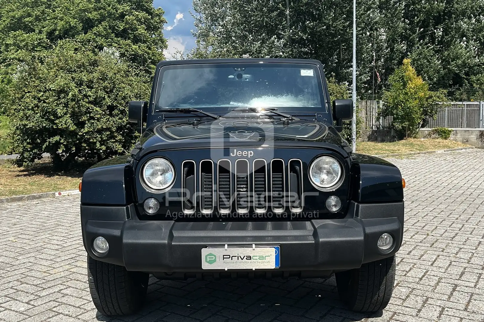 Jeep Wrangler Wrangler Unlimited 2.8 CRD DPF Golden Eagle Auto Zwart - 2