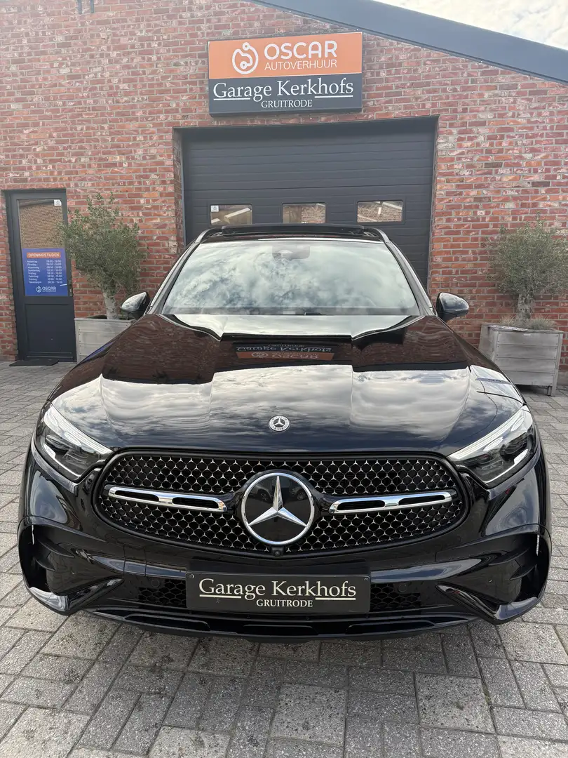 Mercedes-Benz GLC 220 GLC 220 d 4Matic 9G-TRONIC Edition AMG Line Zwart - 1