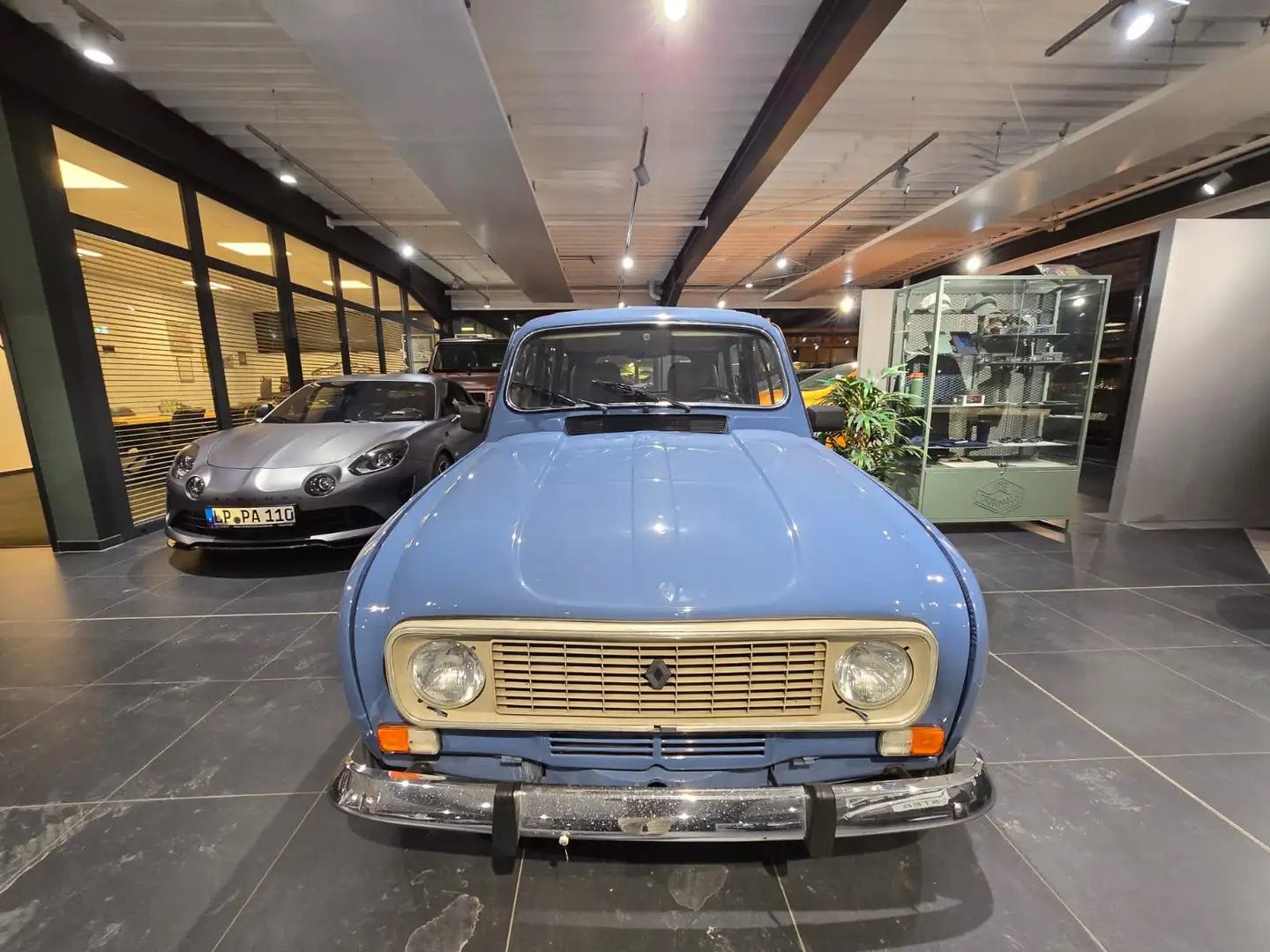 Renault R 4 TL Blau - 2
