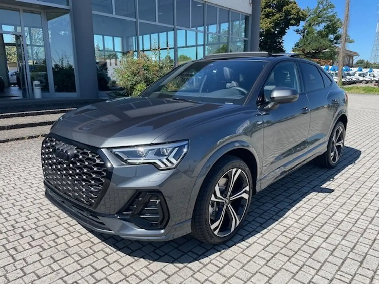 Audi Q3 SPB Sportback 40 TDI quattro S tronic S Line 20 Gris - 1