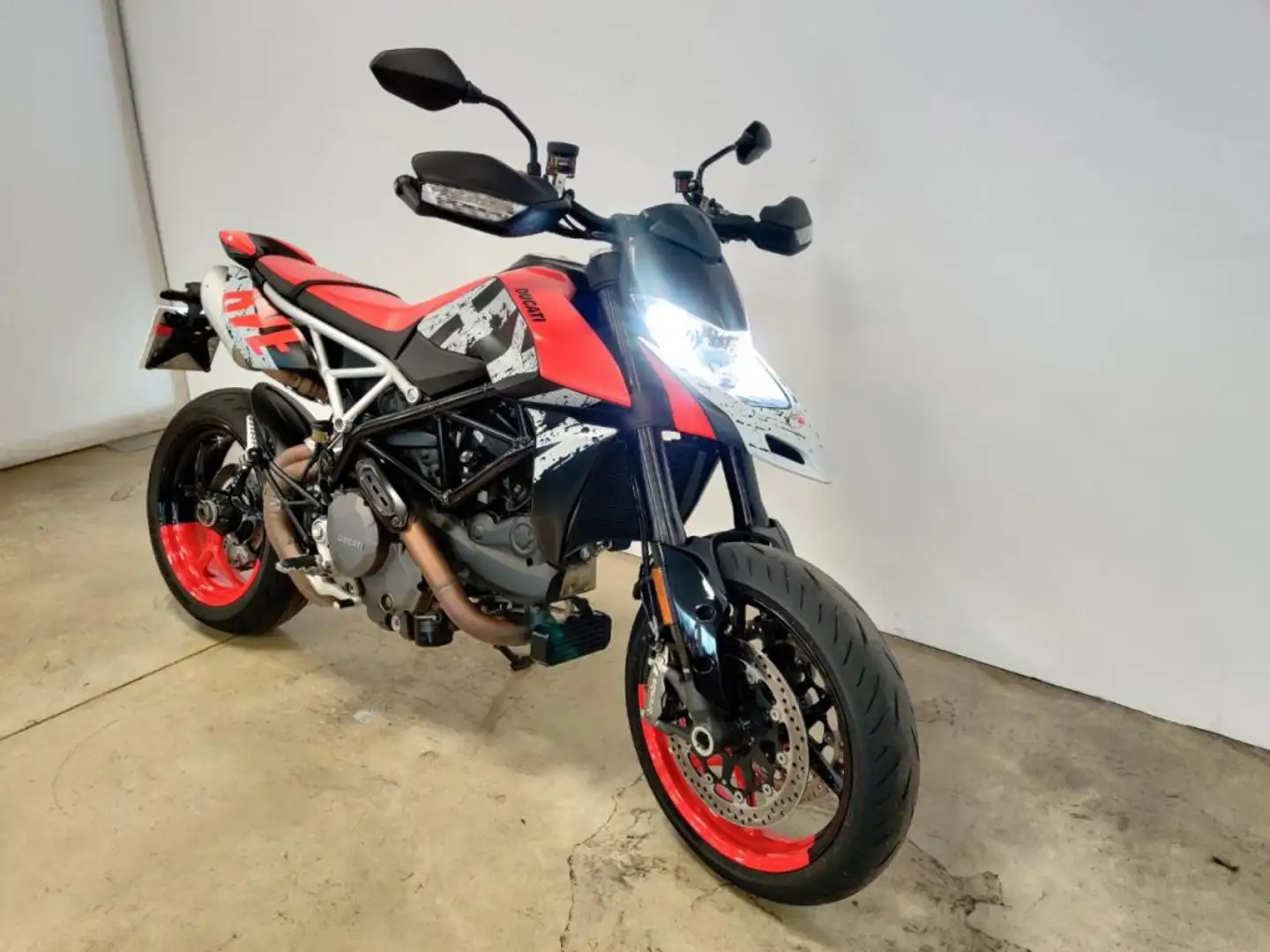 Ducati Hypermotard 950 RVE DEP <35 Rosso - 2