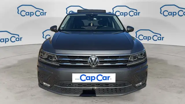 Volkswagen Tiguan Allspace view 5