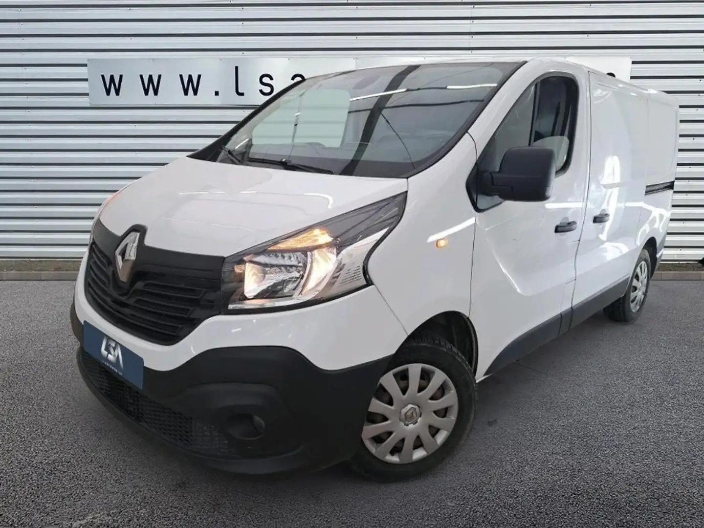Renault Trafic 1.6 dCi 120 Fourgon Grand Confort L1H1 1200 Kg Blanc - 1