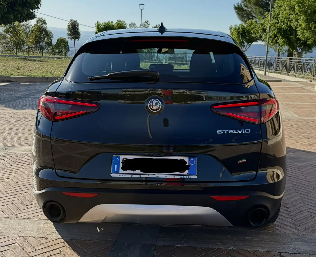 Alfa Romeo Stelvio 2.2 t Super Business rwd 160cv auto Negro - 1