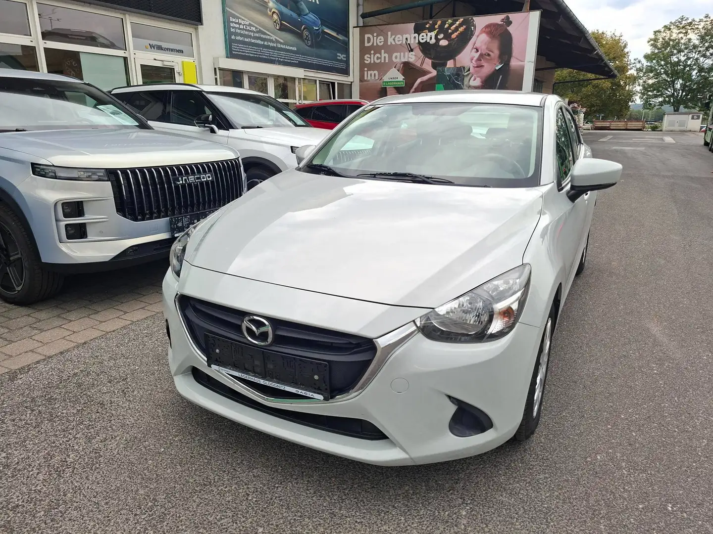 Mazda 2 G75 Challenge Beige - 1