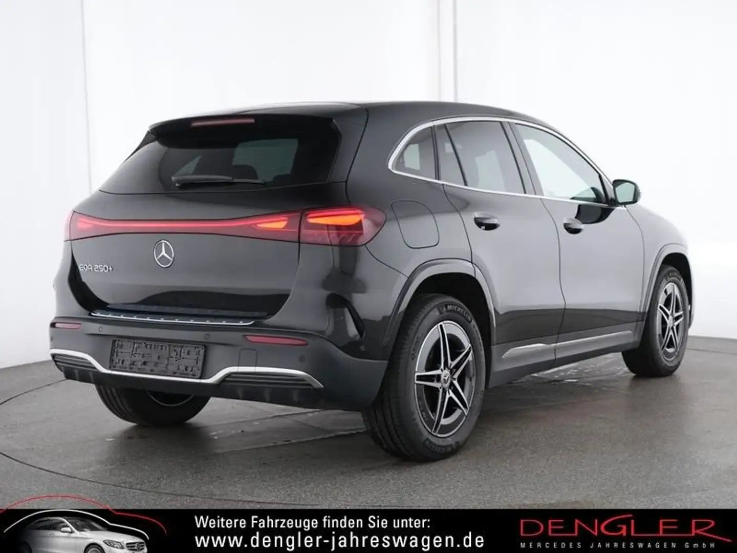 Mercedes-Benz EQA 250+ THERMOTR*VZ-ASSISTENT AMG Line Advanced Noir - 2