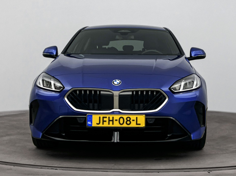 BMW 120 1 Serie M Sport Automaat / Sportstoelen / Achterui — photo 5