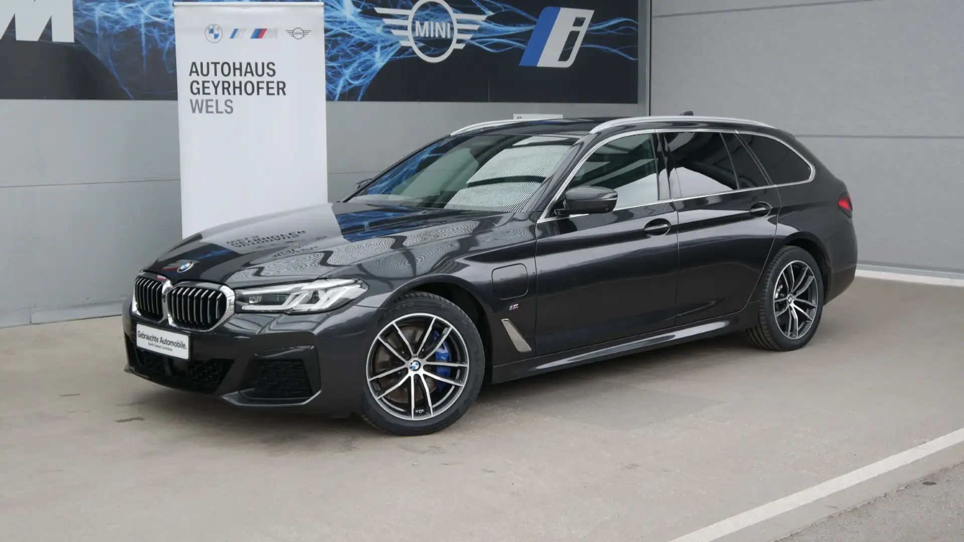 BMW 530 530e xDrive Grau - 1