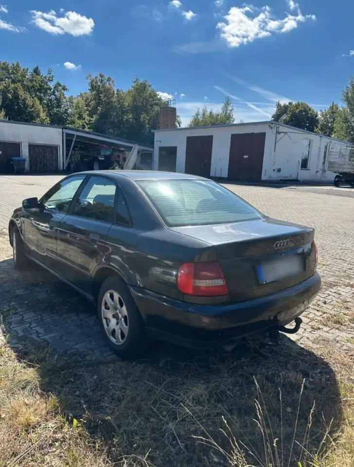 Audi A4 1.6, foto 5