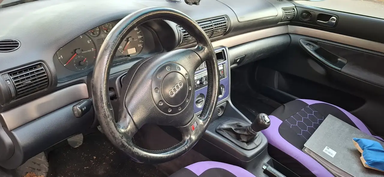 Audi A4 1.6, foto 4