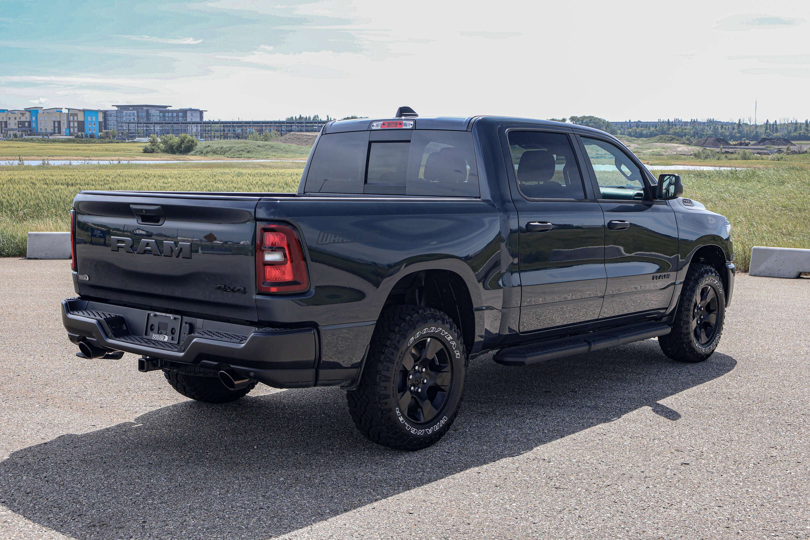 2026 RAM 1500 WARLOCK CREWCAB 4X4 — снимка 1
