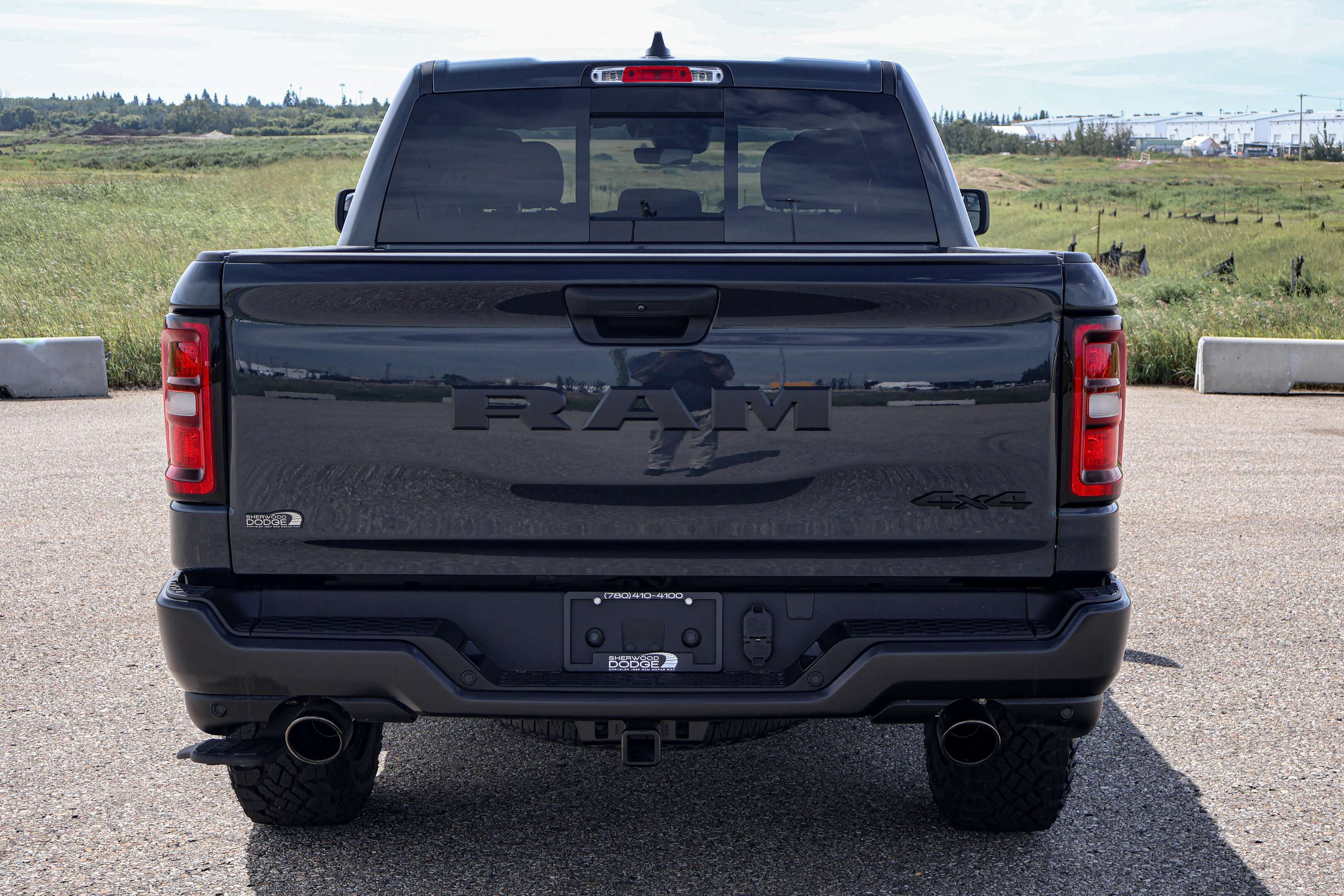 2026 RAM 1500 WARLOCK CREWCAB 4X4 — снимка 1