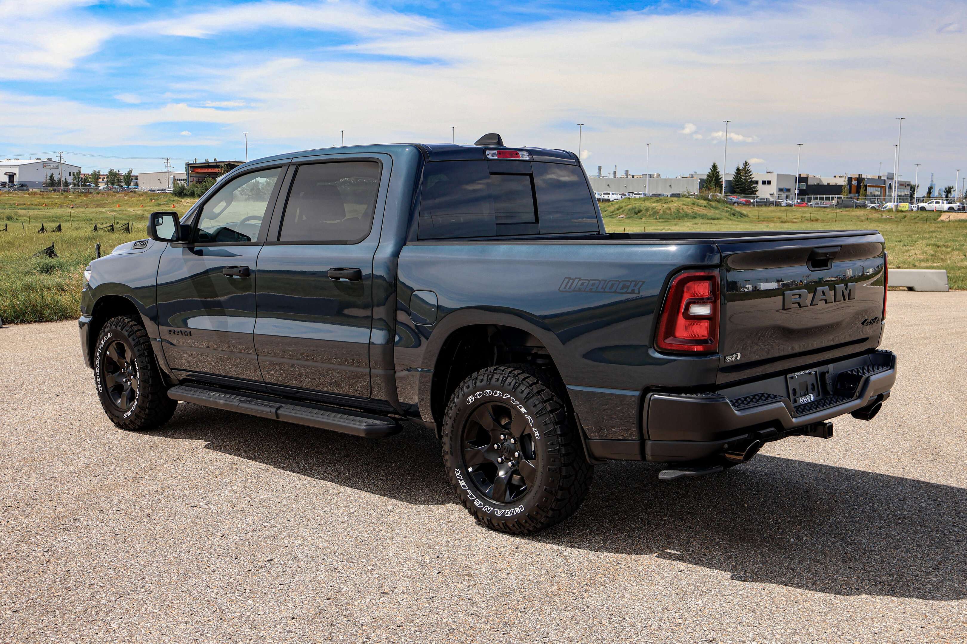 2026 RAM 1500 WARLOCK CREWCAB 4X4 — снимка 1