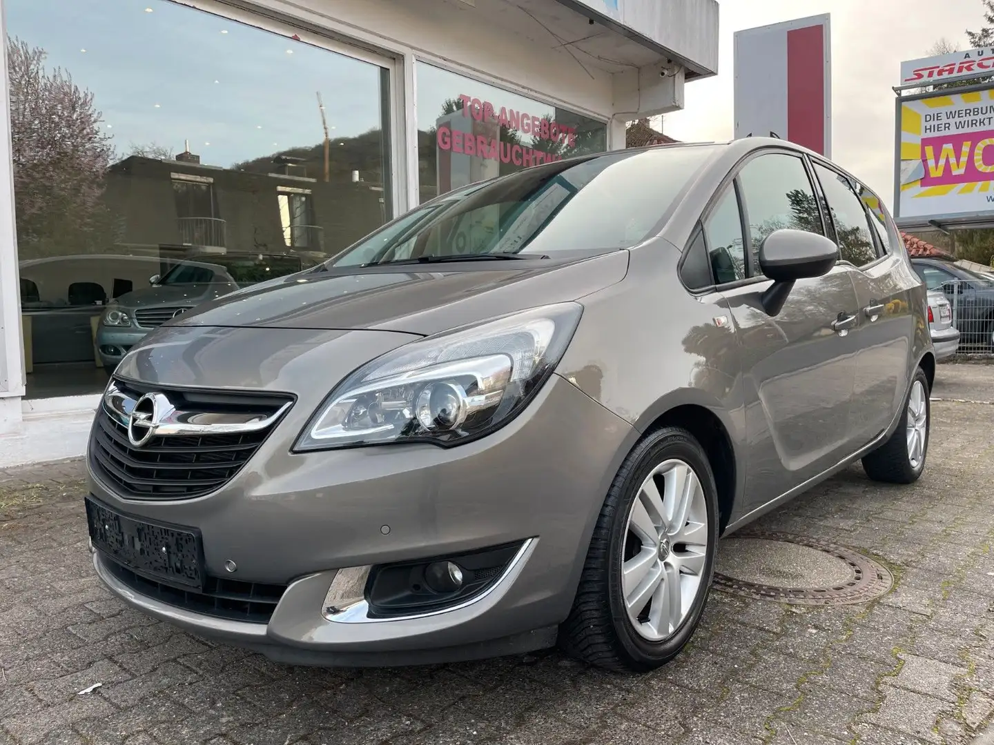 Opel Meriva B Style*Aut.*Navi*Kamera*SHZ*PDC*Tem.*AHK Hnědá - 1