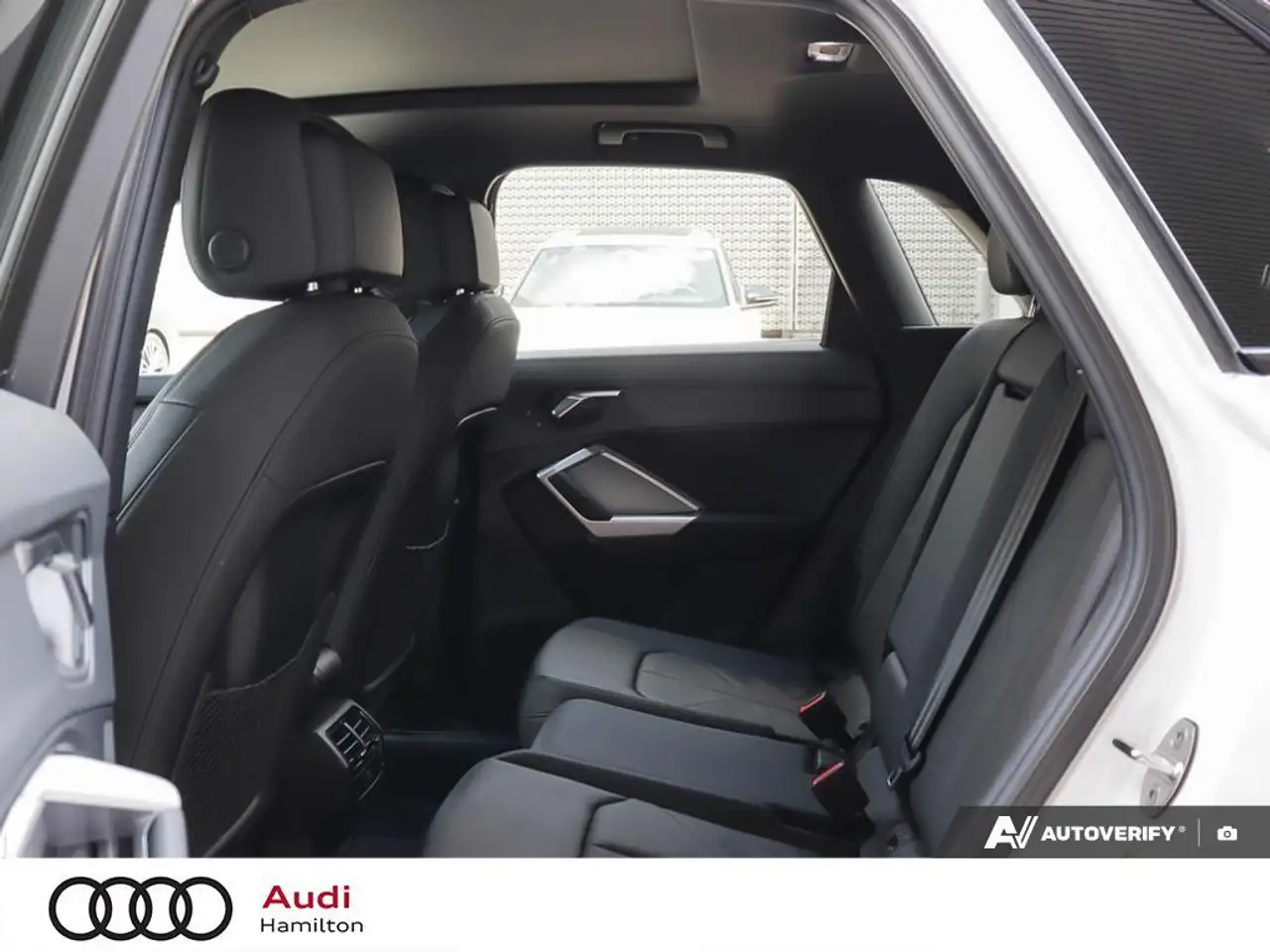 Audi Q3 fotografie Audi Q3