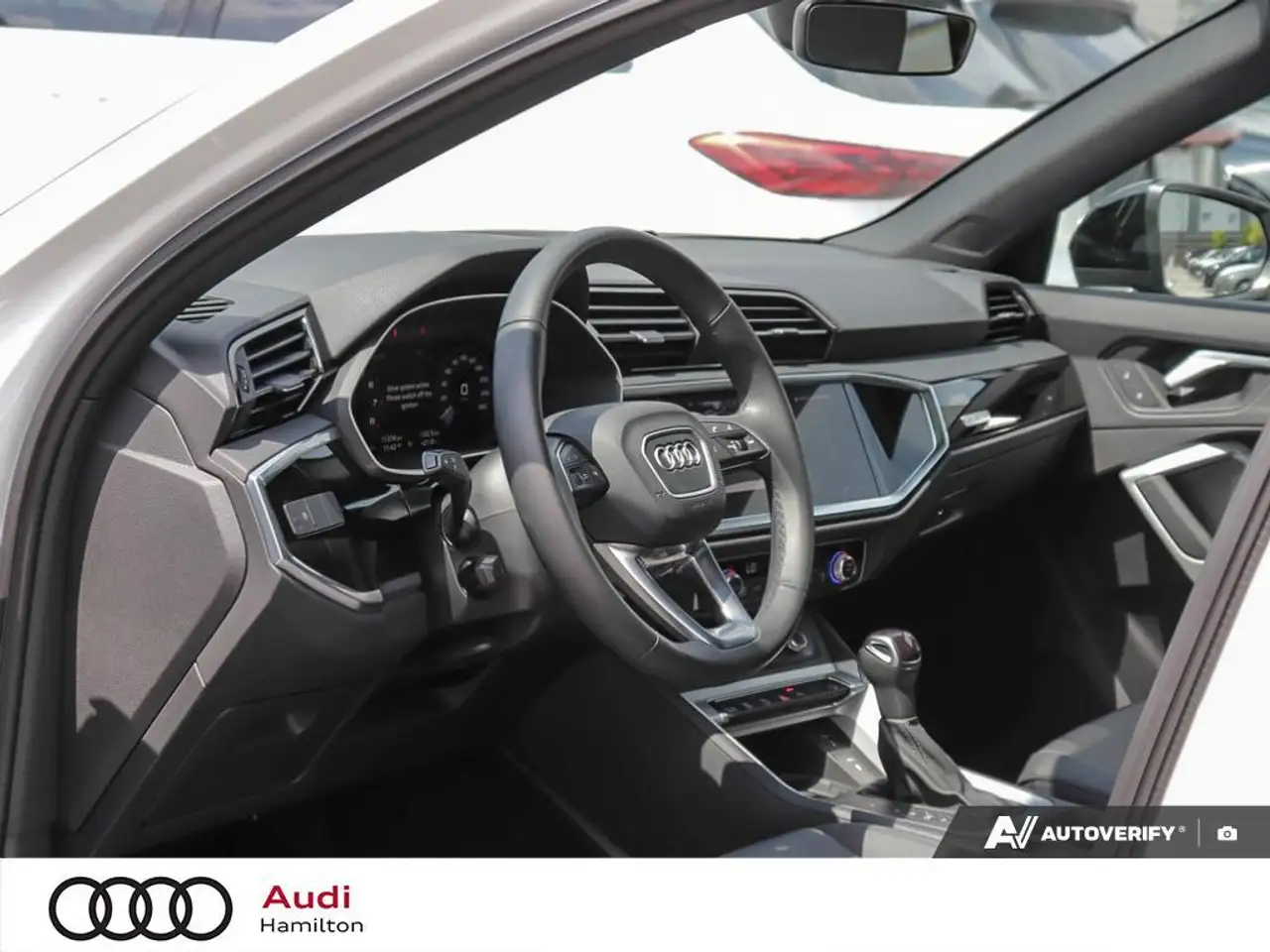 Audi Q3 fotografie Audi Q3