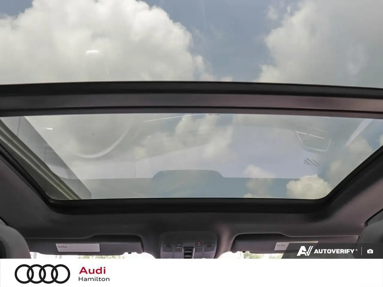 Audi Q3 fotografie Audi Q3