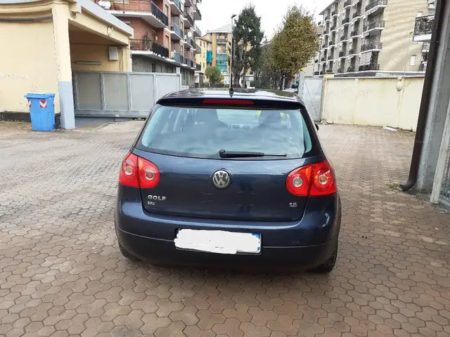 Volkswagen Golf view 9