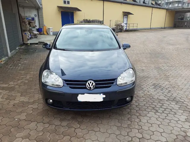 Volkswagen Golf view 6
