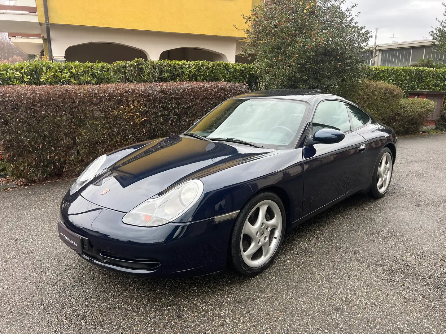 Porsche 911 911 IV Carrera 996 Coupe Coupe 3.4 Carrera Blau - 2