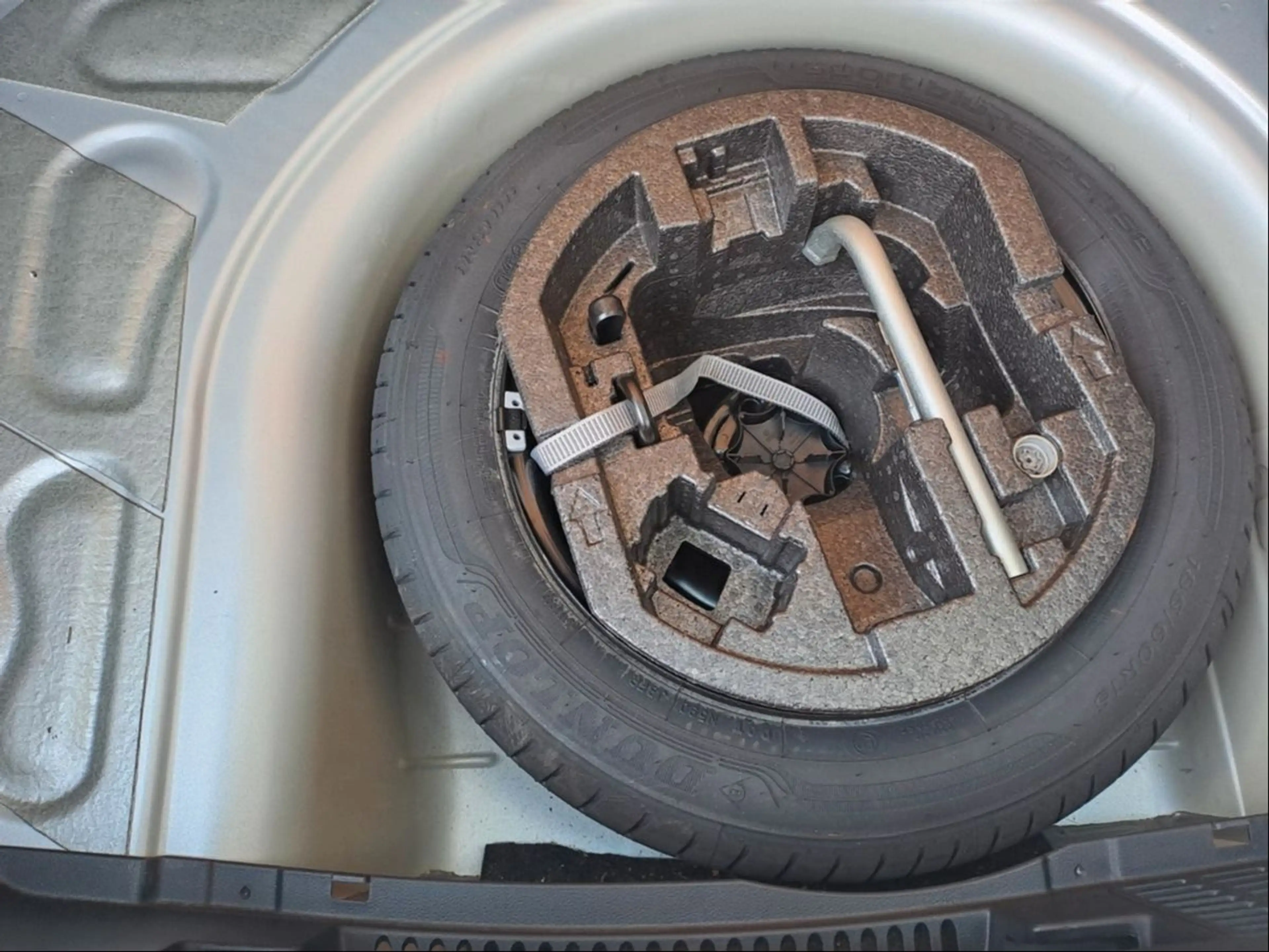 Skoda Fabia Ambition — photo 10