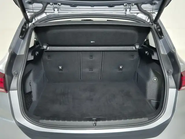 BMW 2 Series view 14