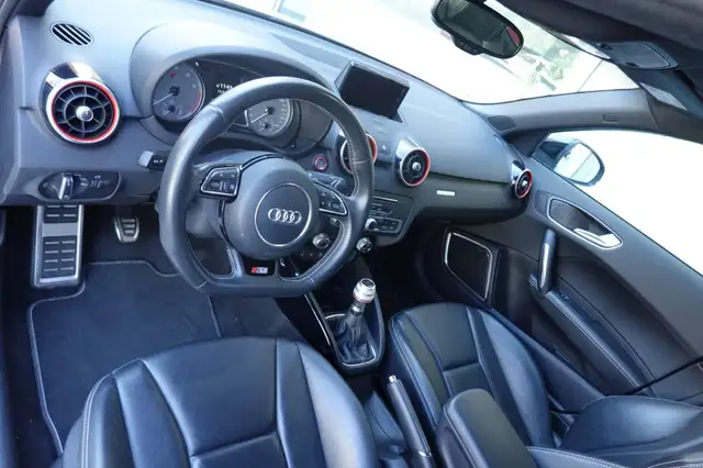 Audi S1 view 9