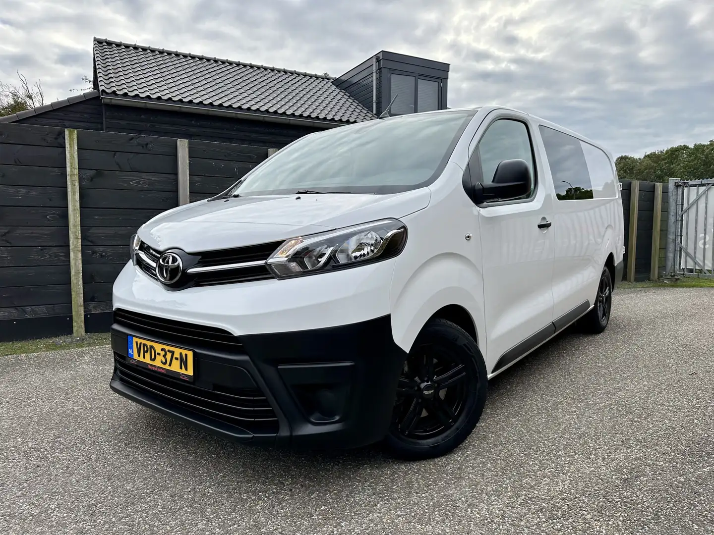 Toyota Proace Worker 2.0 D-4D Live DC NL-auto, 6 pers Blanc - 1