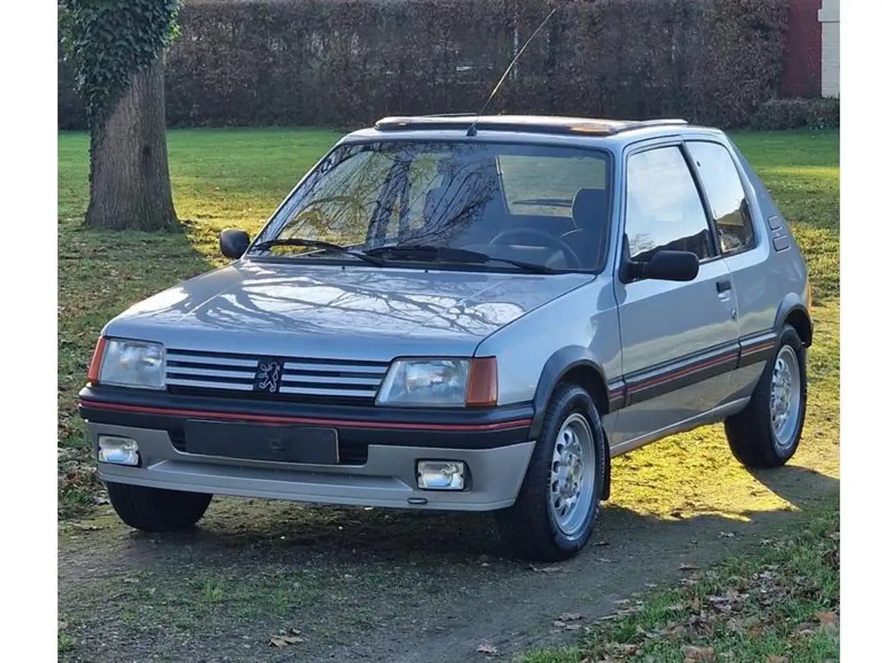 Peugeot 205