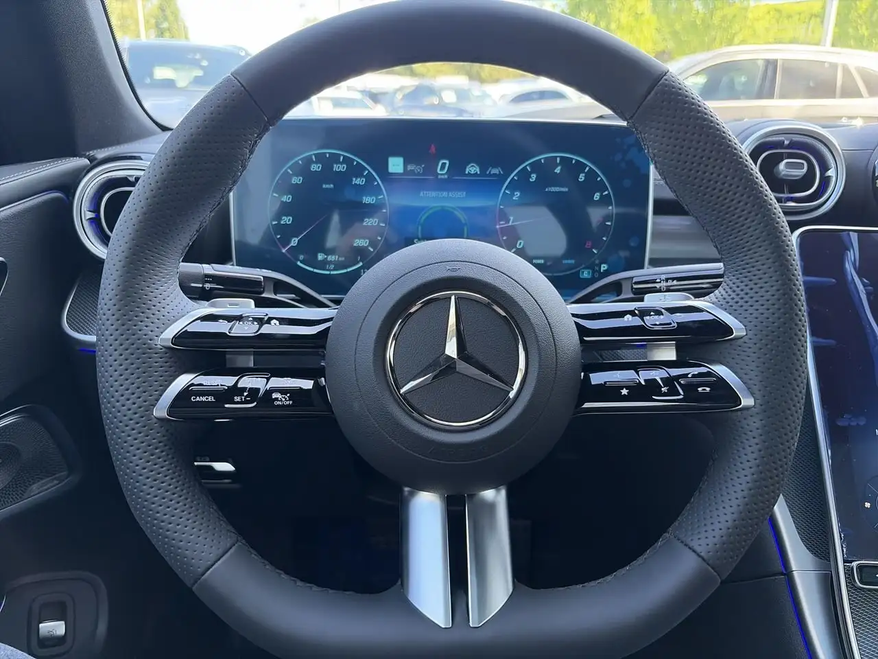 Mercedes-Benz CLE снимка Mercedes-Benz CLE