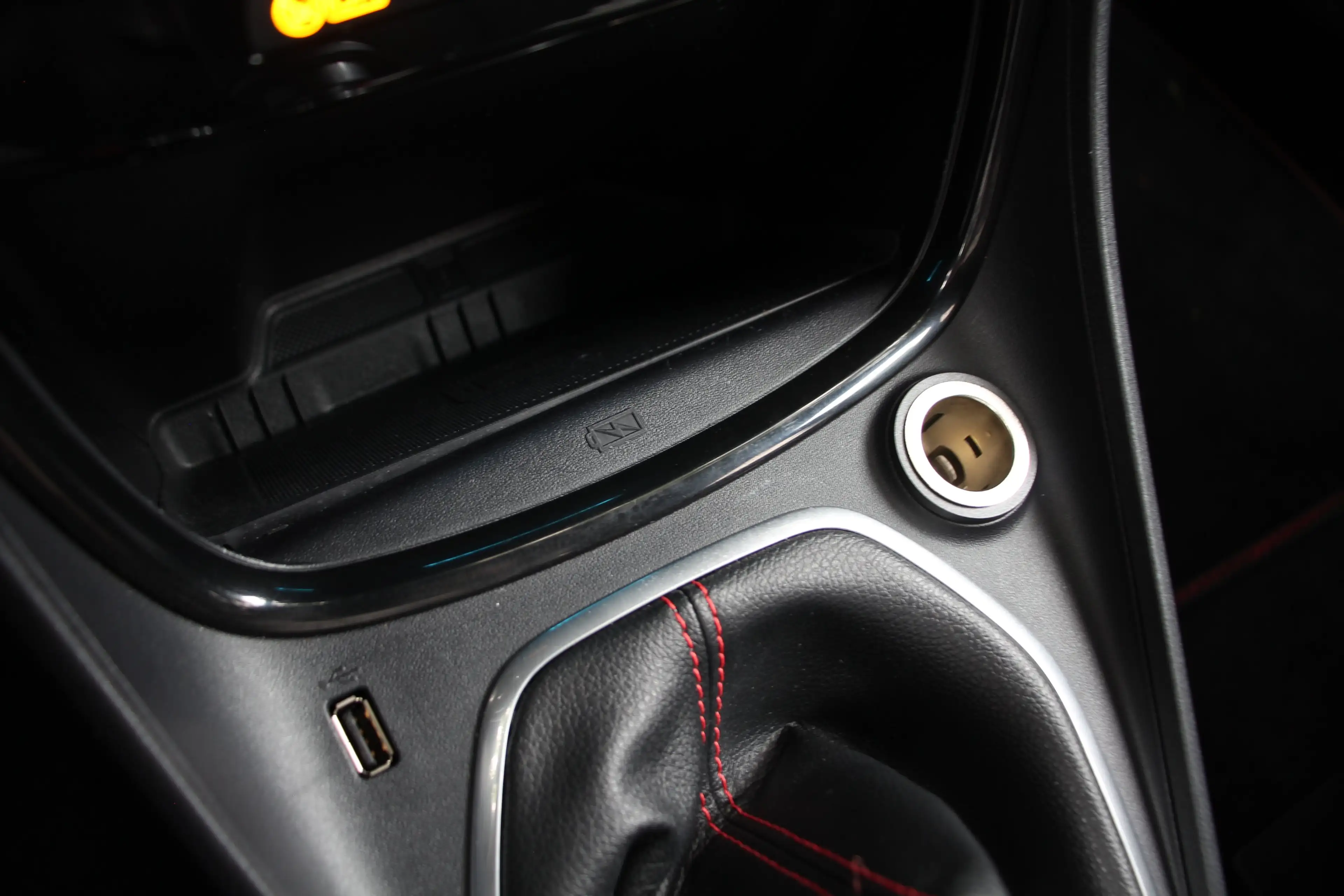 Ford Puma 1.0 EcoBoost Hybrid ST-Line X 155PK | ZWART DAK | — photo 21