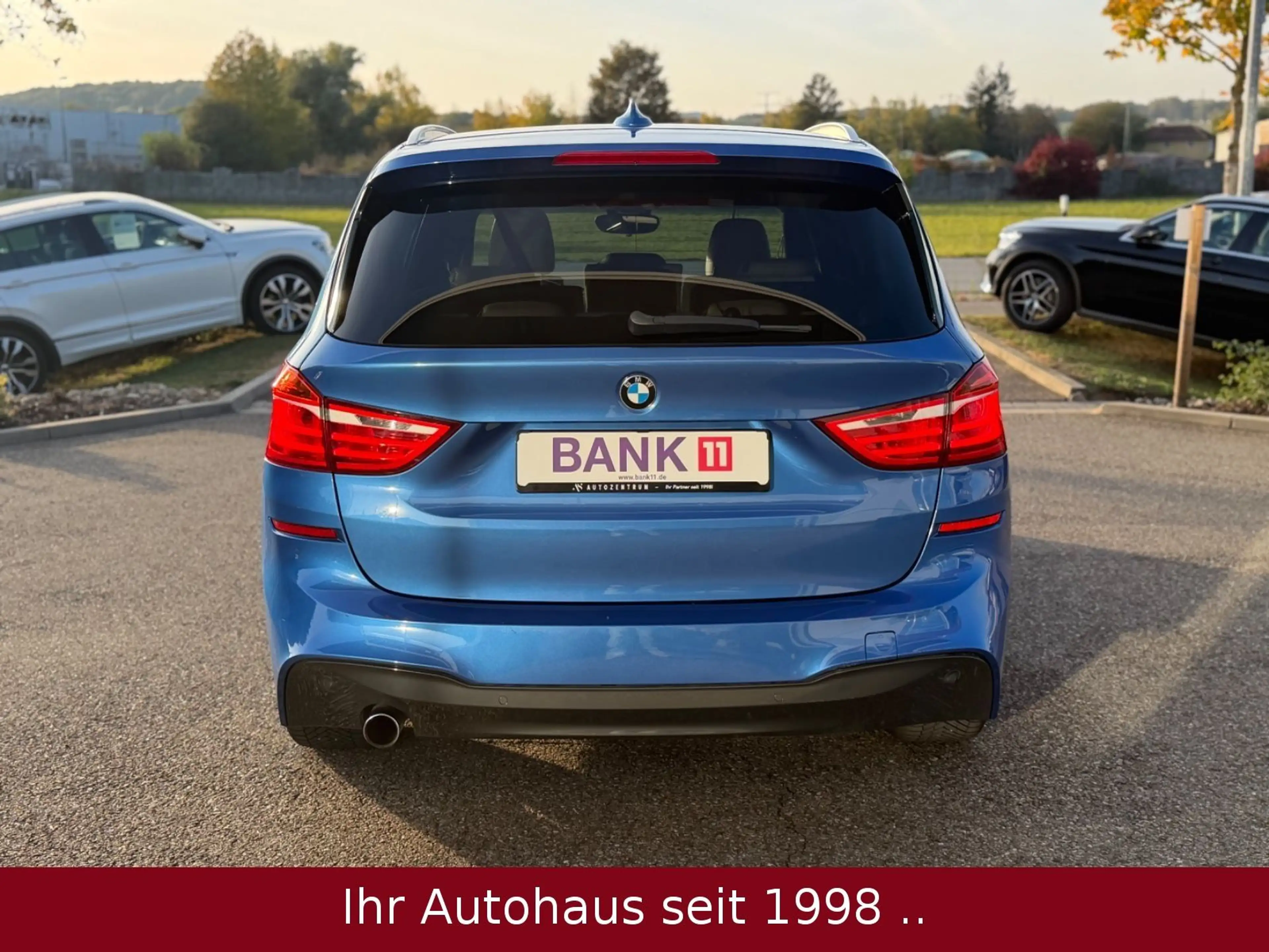 BMW 218 xDrive 7-Sitzer M-Paket *PANO* — photo 9