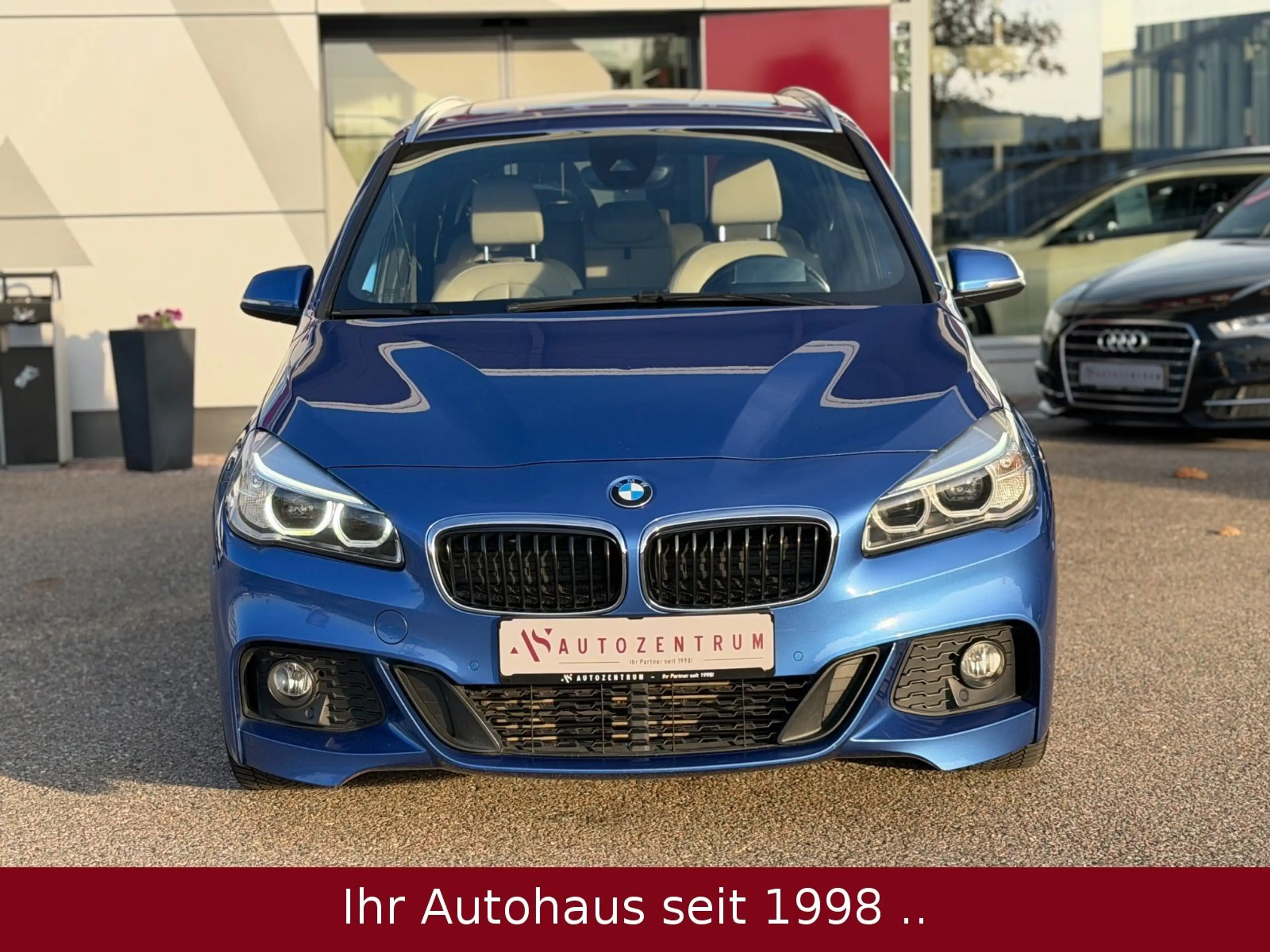 BMW 218 xDrive 7-Sitzer M-Paket *PANO* — photo 5