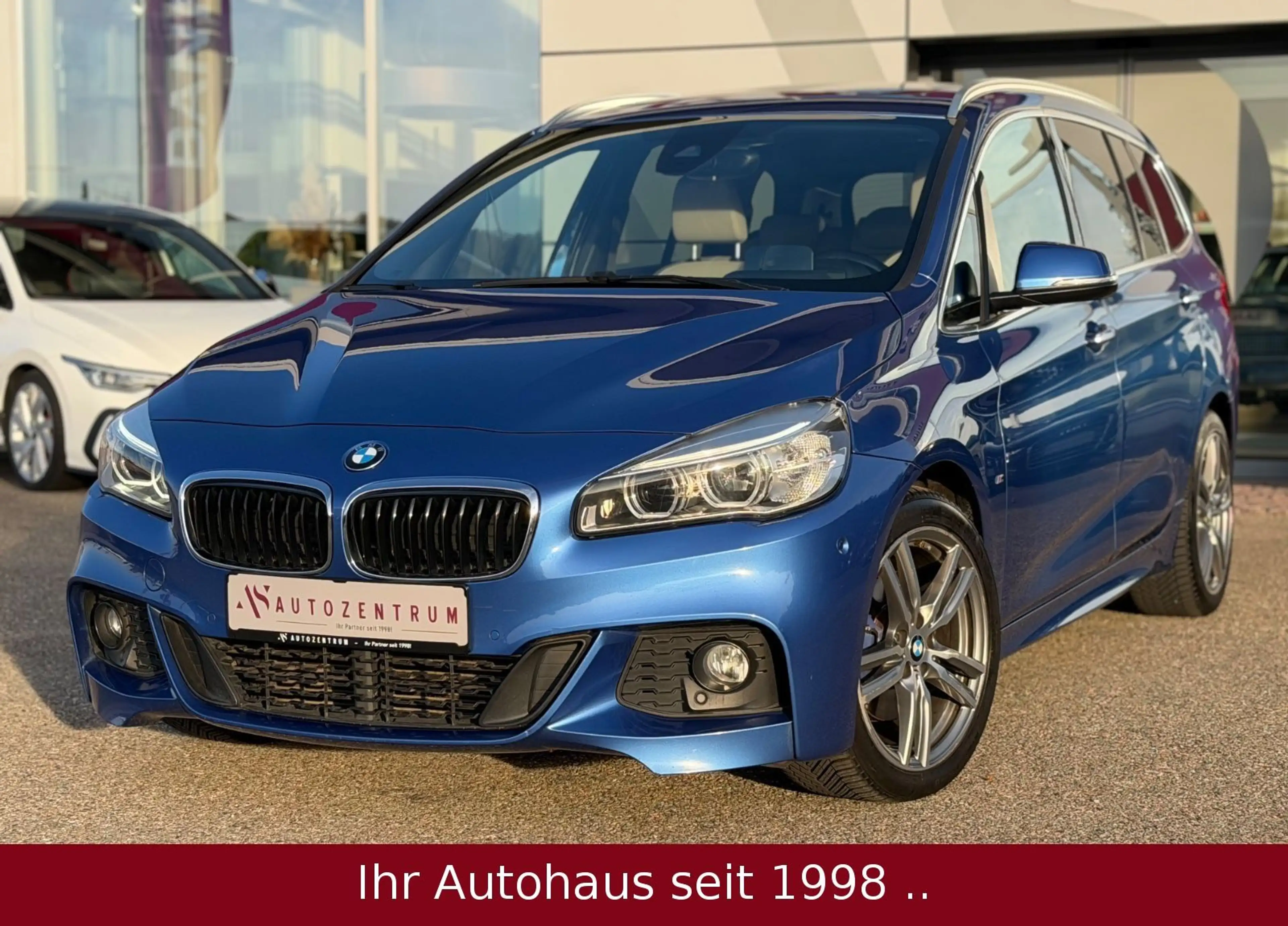 BMW 218 xDrive 7-Sitzer M-Paket *PANO*
