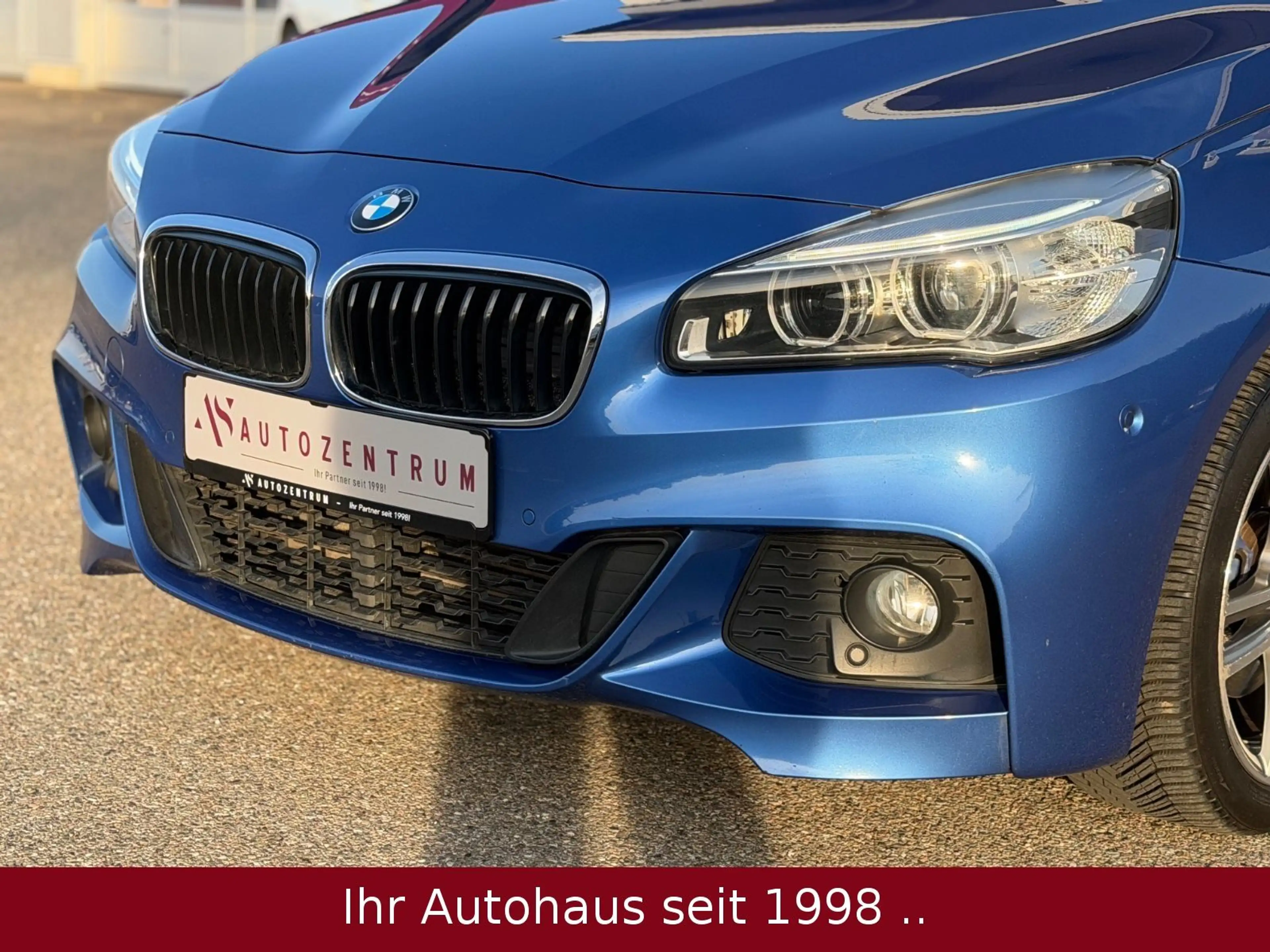BMW 218 xDrive 7-Sitzer M-Paket *PANO* — photo 3