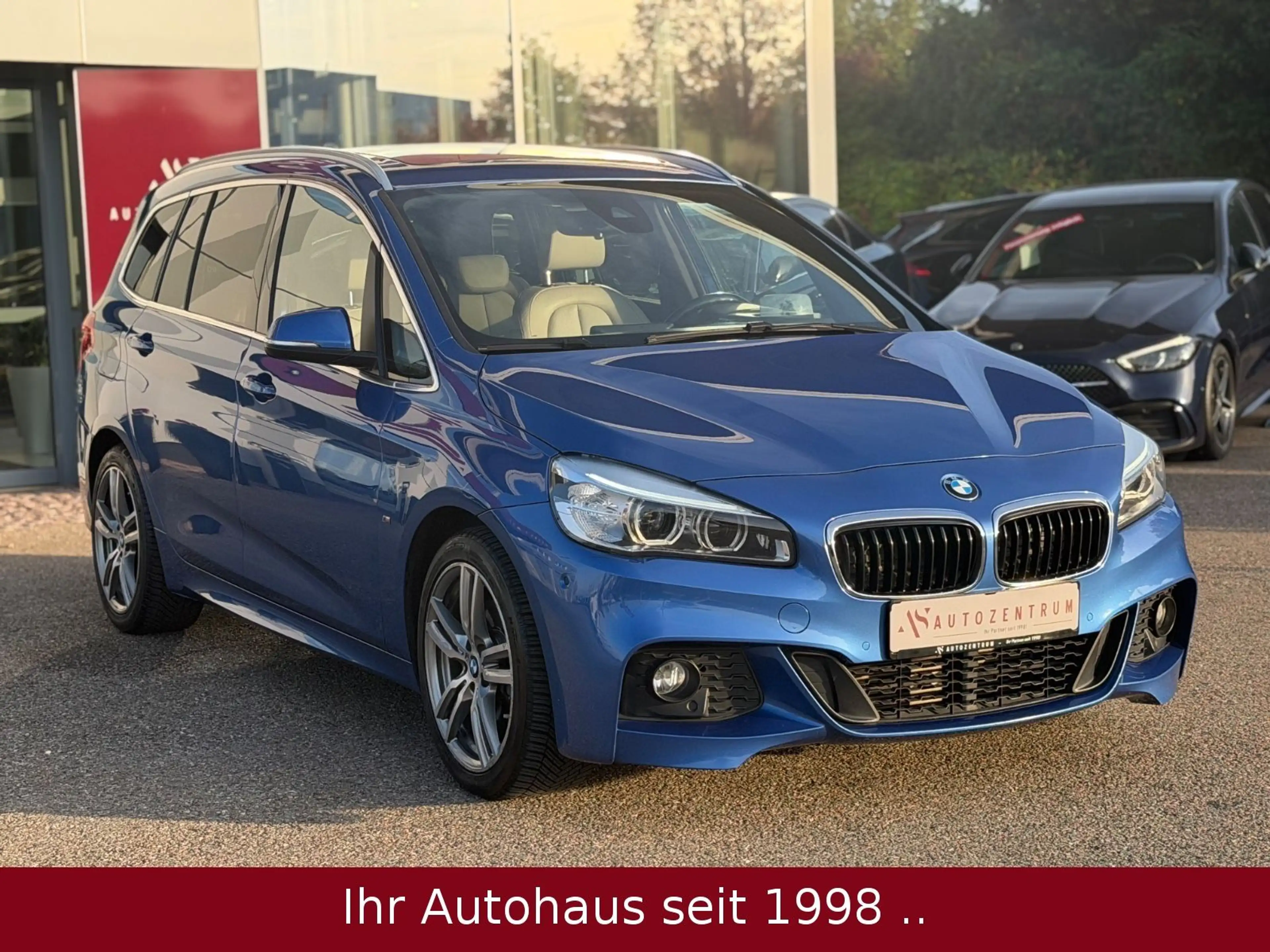 BMW 218 xDrive 7-Sitzer M-Paket *PANO* — photo 6