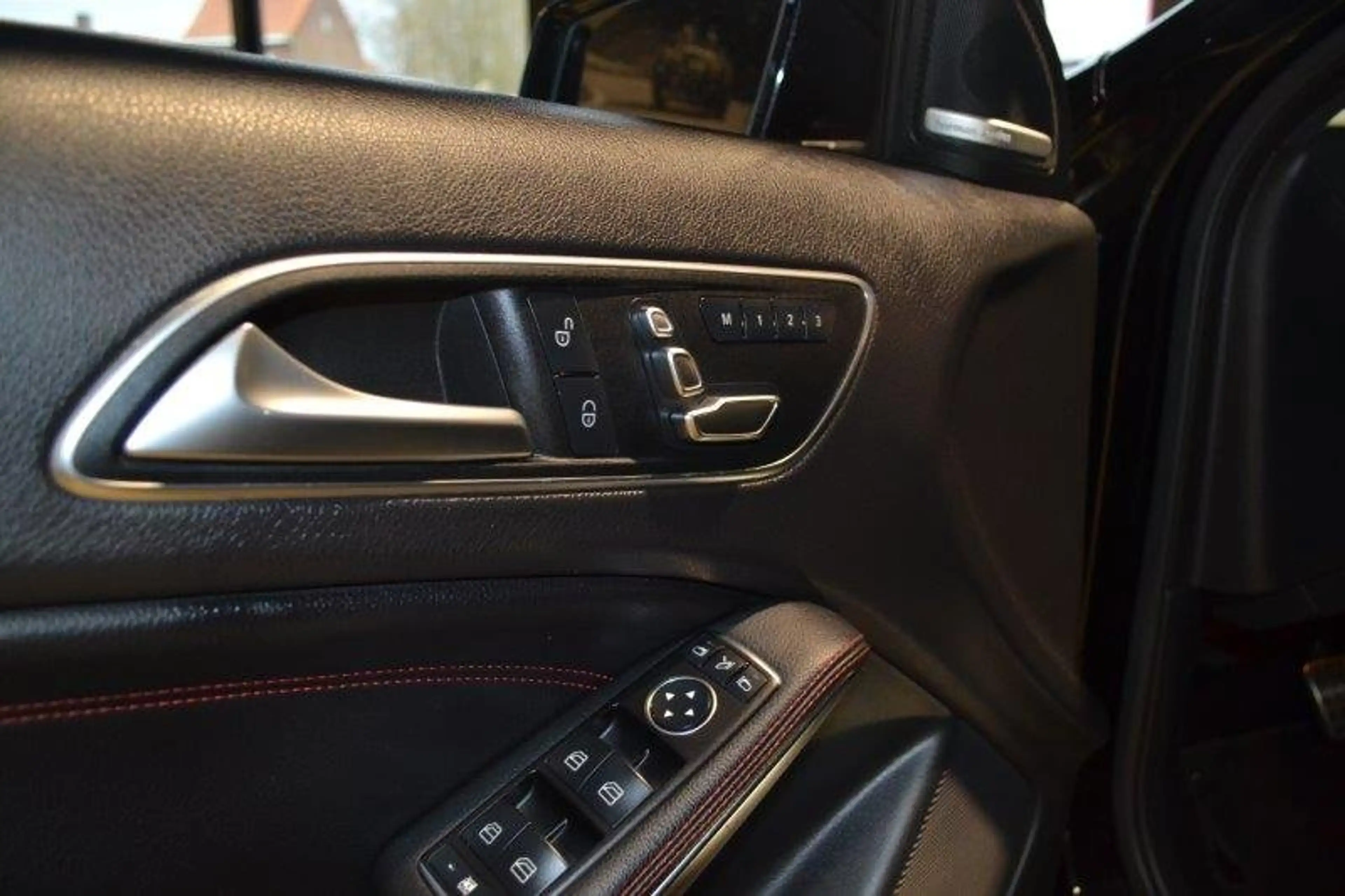 Mercedes-Benz A 45 AMG 4-Matic,performance,Race knop,AMG zetels — photo 10