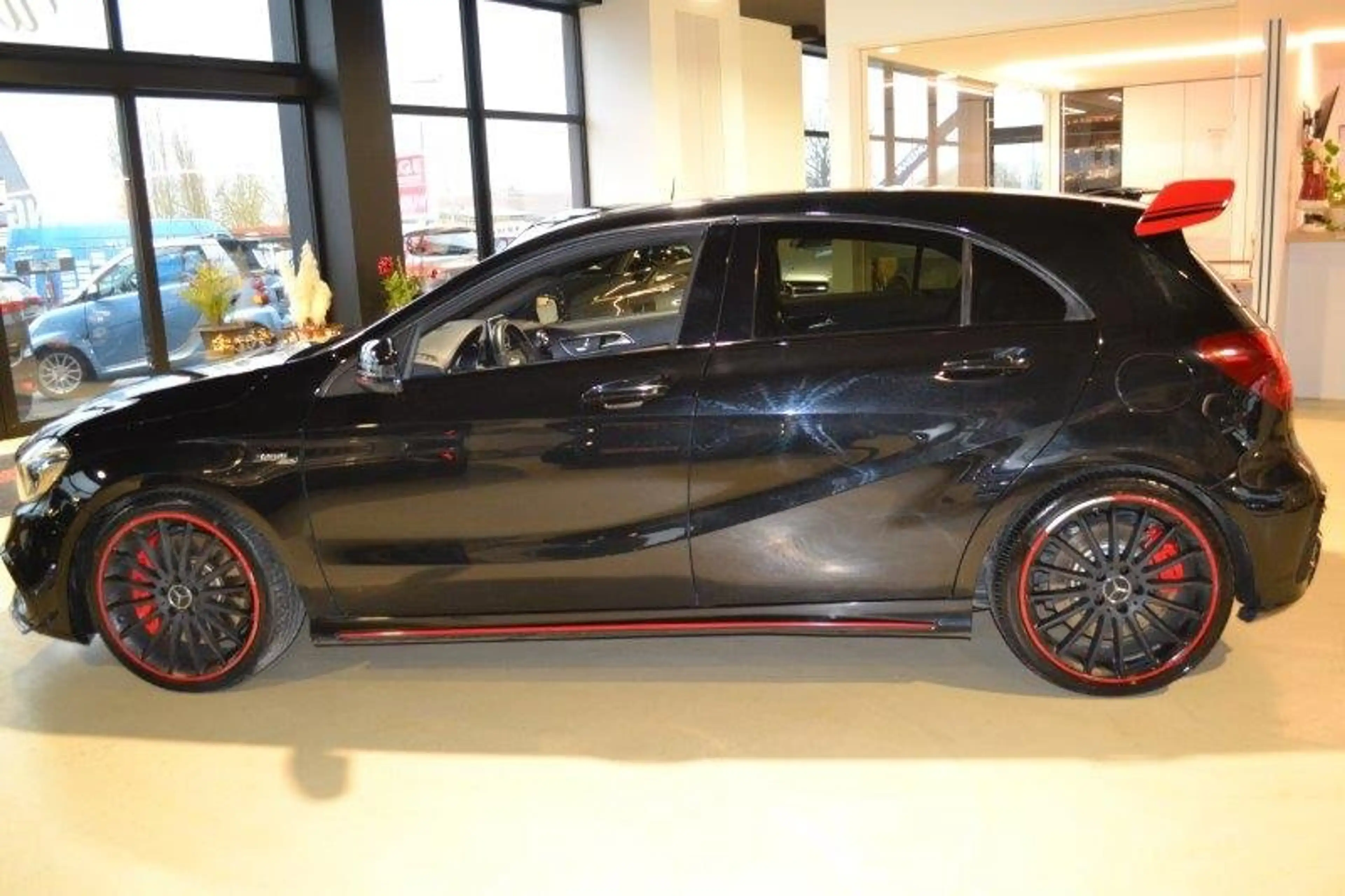 Mercedes-Benz A 45 AMG 4-Matic,performance,Race knop,AMG zetels — photo 5
