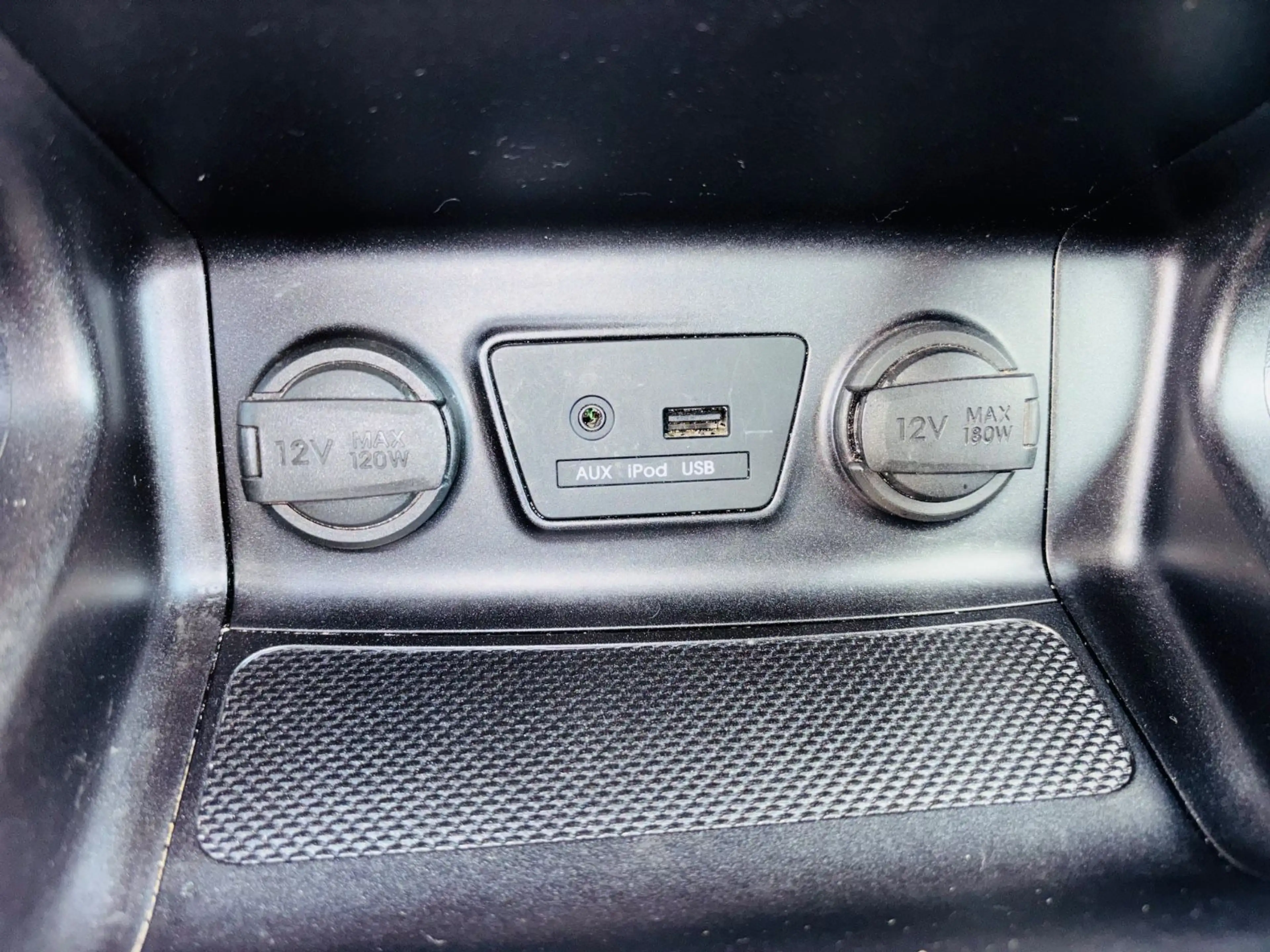 Hyundai iX35 Tucson 1.7 CRDi 8xbereift, 2-Hand, TÜV-NEU — photo 7