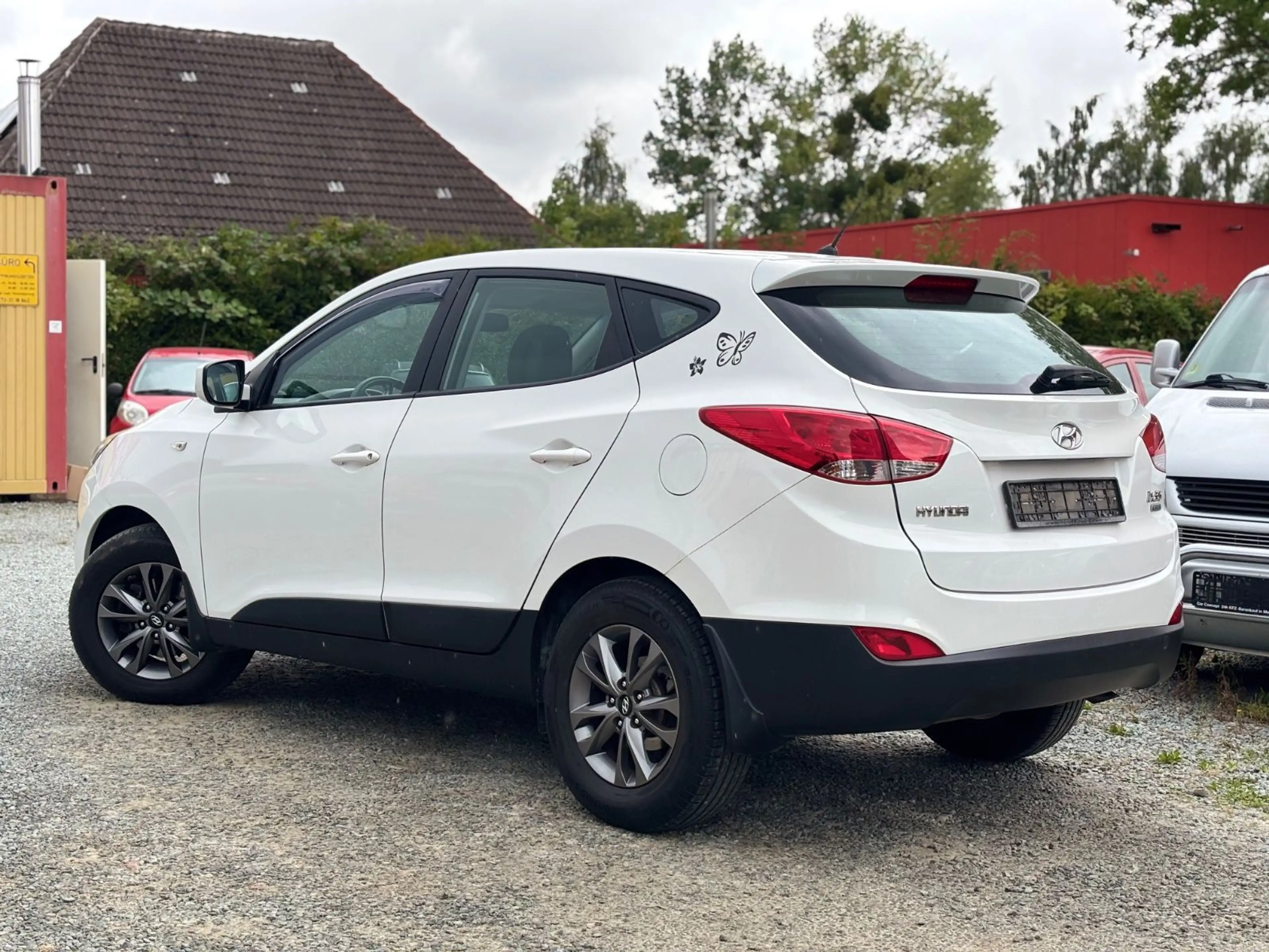 Hyundai iX35 Tucson 1.7 CRDi 8xbereift, 2-Hand, TÜV-NEU — photo 4