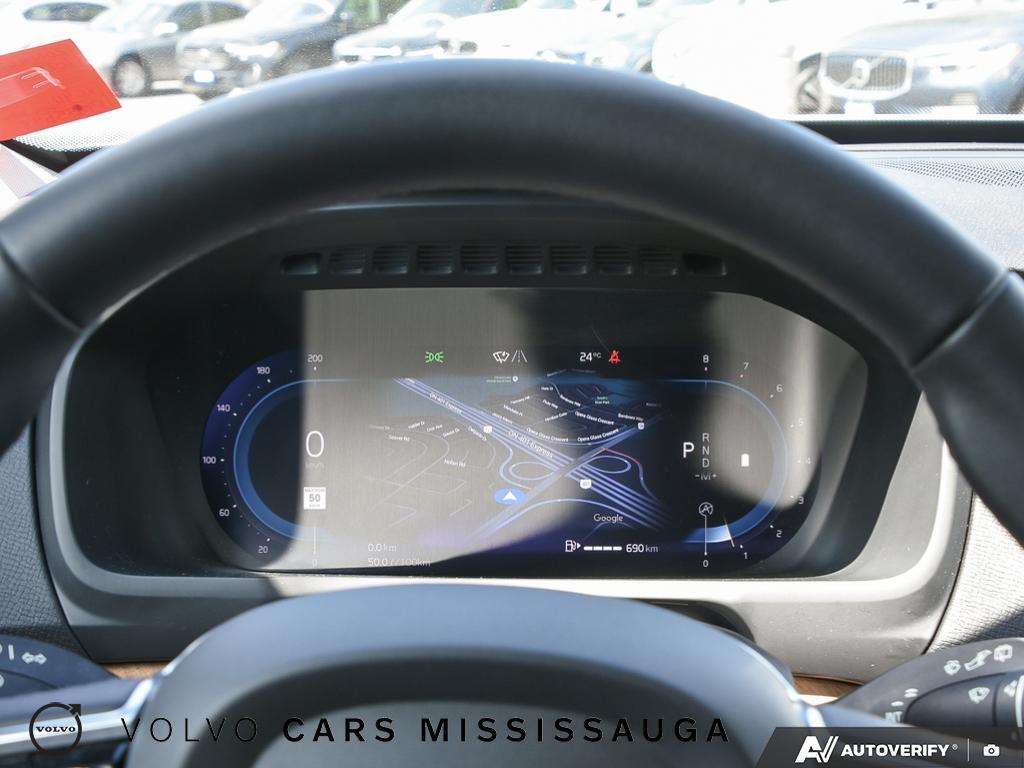 2023 Volvo XC90 thumb 15
