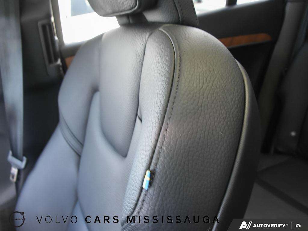2023 Volvo XC90 thumb 23