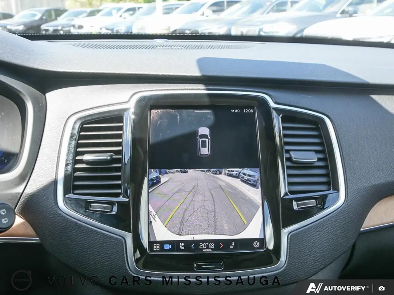 Volvo XC90 снимка Volvo XC90