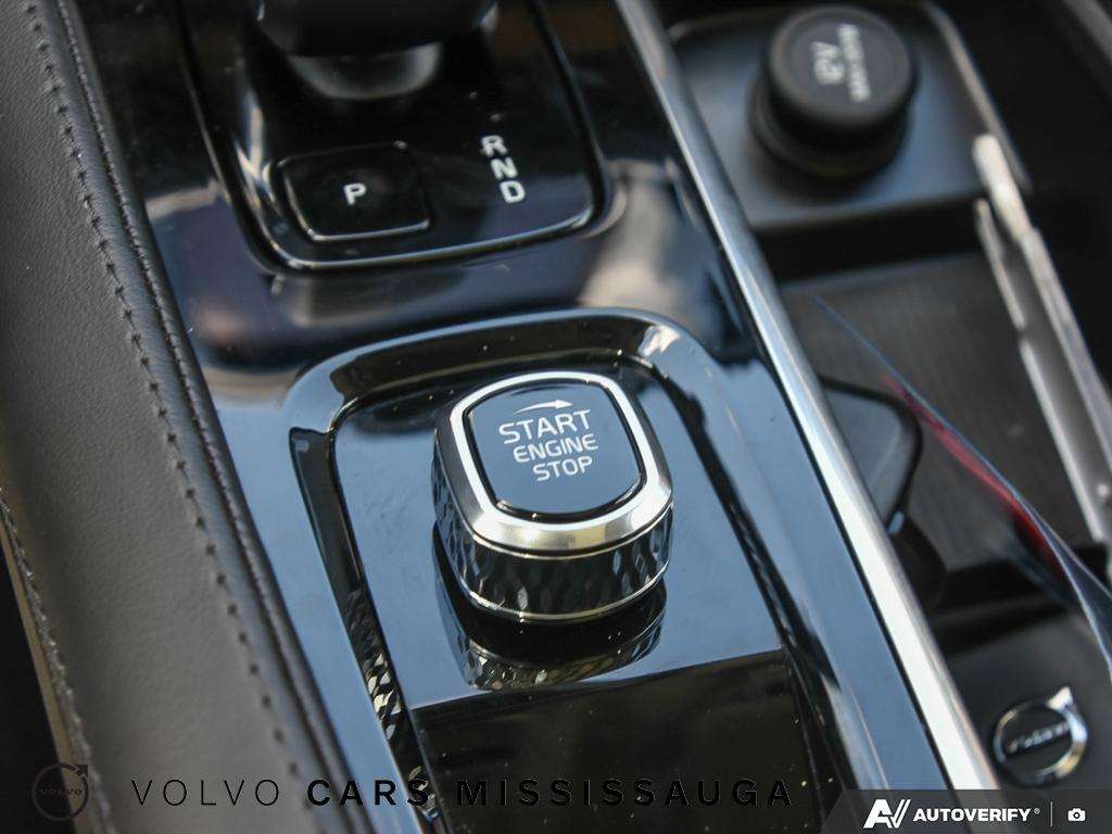 2023 Volvo XC90 thumb 27