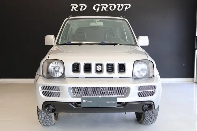 Suzuki Jimny view 2